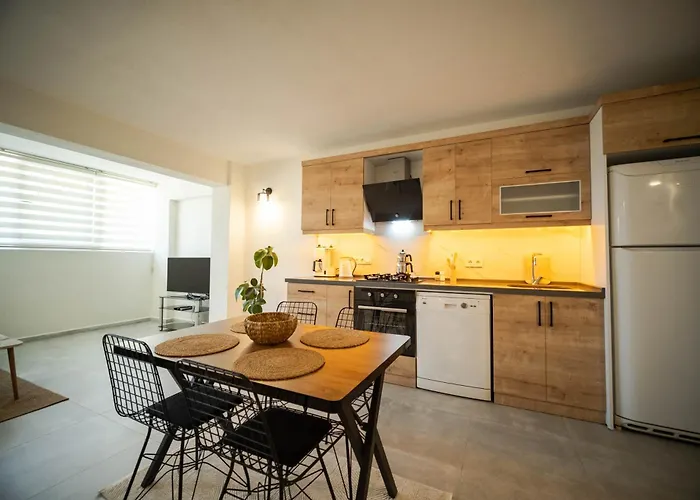 Stylish 2br In Oeluedeniz By The Forest With Pool Apartment *