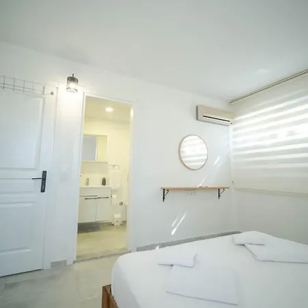 2 Bedroom Modern By The Forest With Pool Fethiye