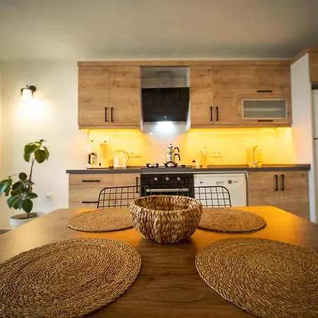 2 Bedroom Modern By The Forest With Pool Fethiye