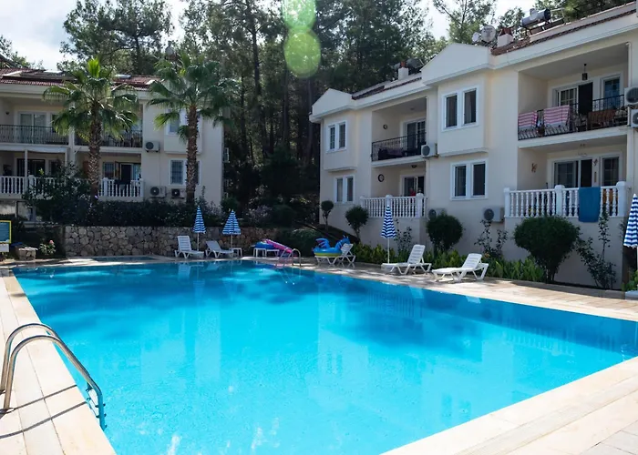 Stylish 2br In Oeluedeniz By The Forest With Pool Apartamento