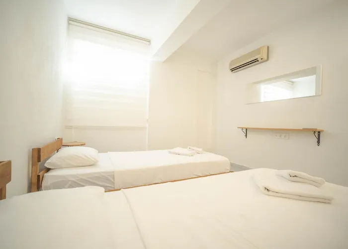 2br In Oludeniz With Pool In Quiet Area Fethiye